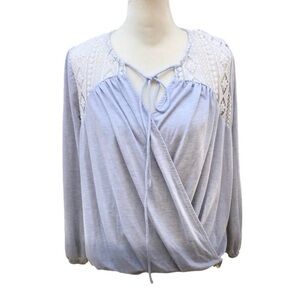 Umgee Gray Pleated Knit Eyelet Wrap Hi-Low Long Sleeve V-Neck Blouse